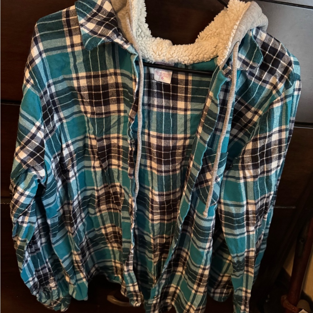 Women’s flannel top